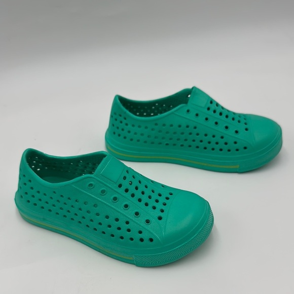 Green Slip-On Water Shoes with Perforated Design - Picture 3 of 8